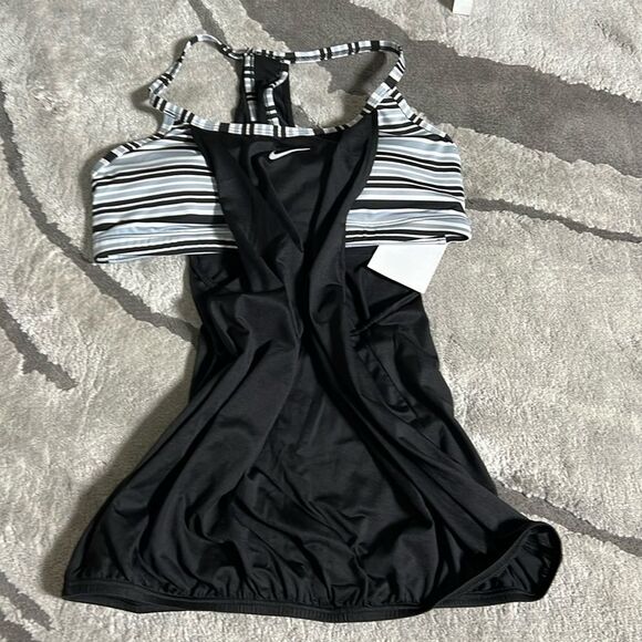 Nike Layered Tankini Swim Top - Picture 8 of 9
